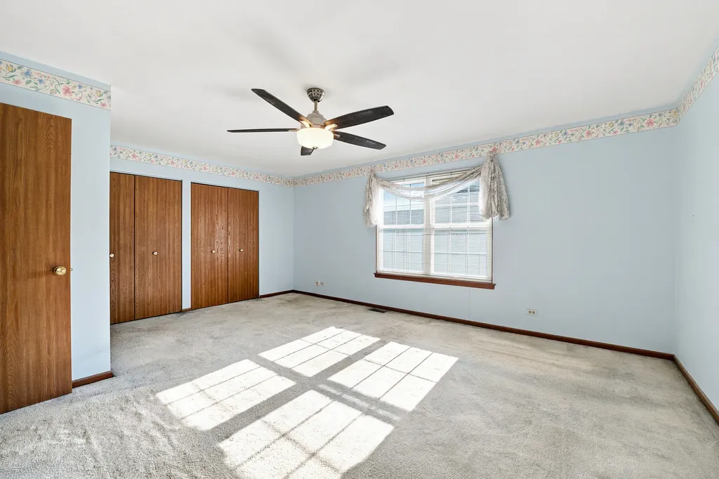 875 North Tamarac Boulevard Addison IL 60101