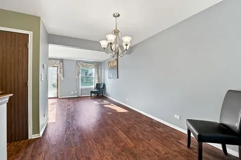 875 North Tamarac Boulevard Addison IL 60101