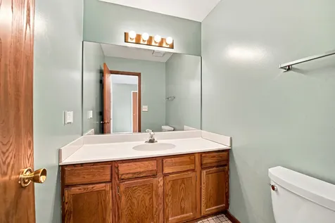 875 North Tamarac Boulevard Addison IL 60101