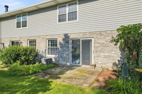 875 North Tamarac Boulevard Addison IL 60101