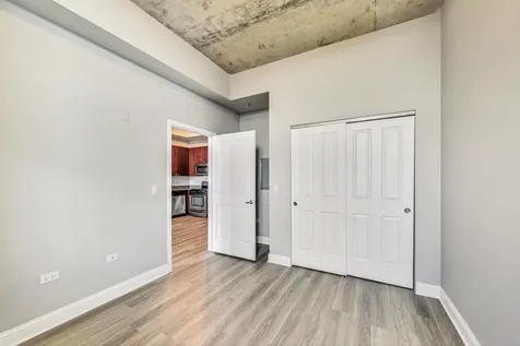 1464 South Michigan Avenue Chicago IL 60605