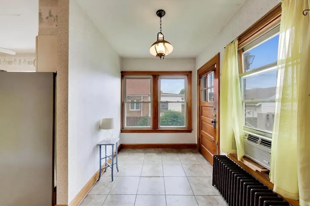 5829 North Mobile Avenue Chicago IL 60646