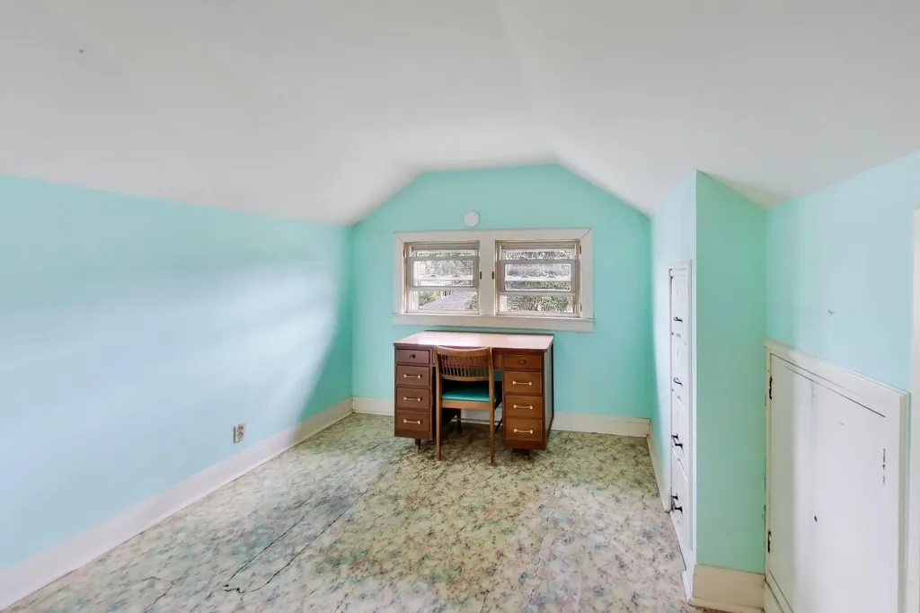 5829 North Mobile Avenue Chicago IL 60646