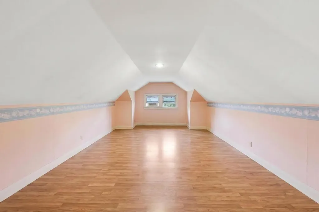 5829 North Mobile Avenue Chicago IL 60646