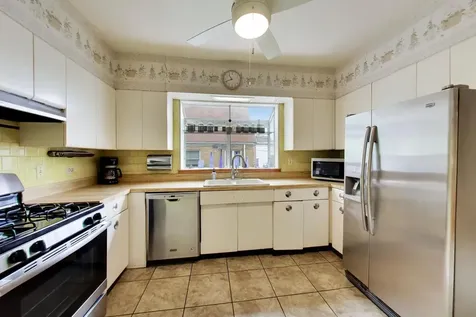 5829 North Mobile Avenue Chicago IL 60646