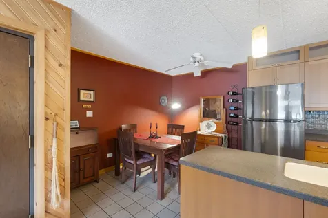 437 Cavalier Court Dundee IL 60118