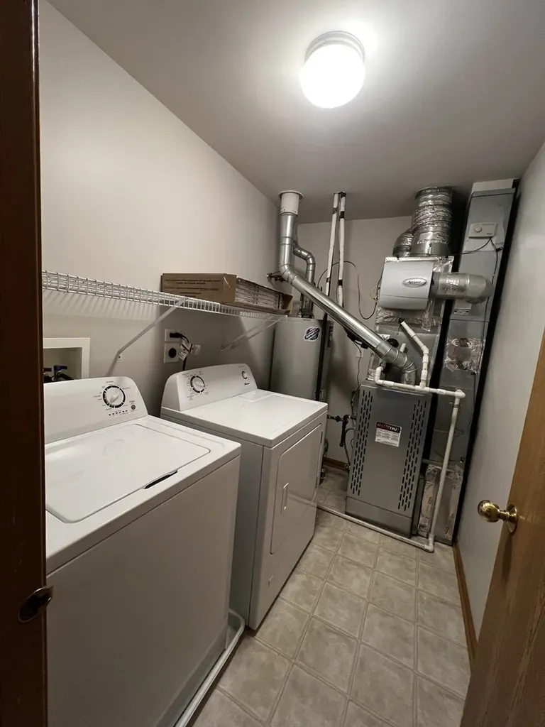 2405 Wilton Lane Aurora IL 60502