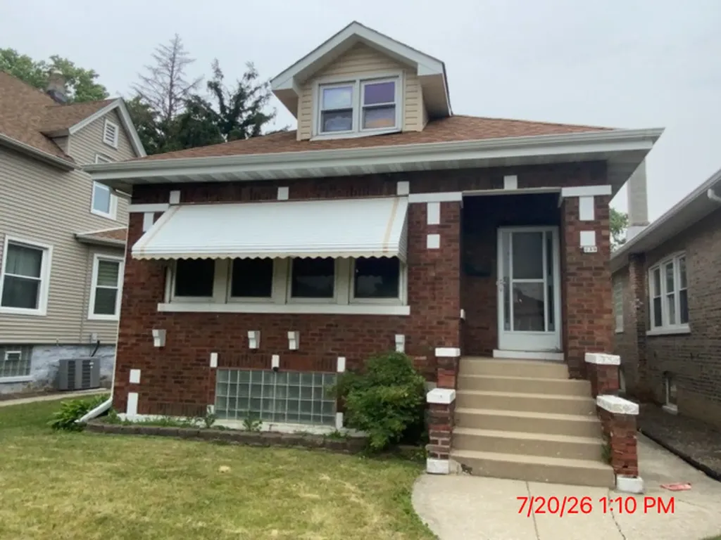 3239 Cuyler Avenue Berwyn IL 60402