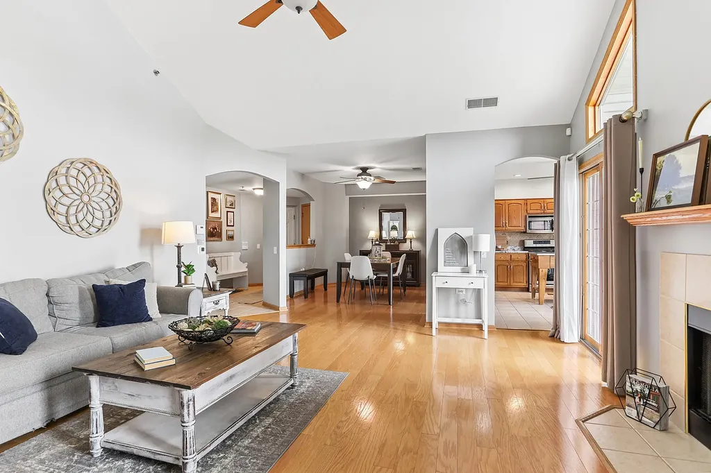 11535 Settlers Pond Way Orland Park IL 60467