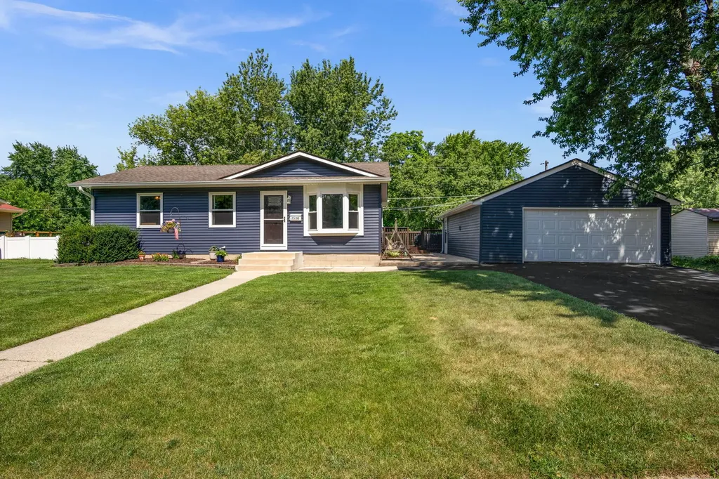 1530 Sunrise Drive Dekalb IL 60115