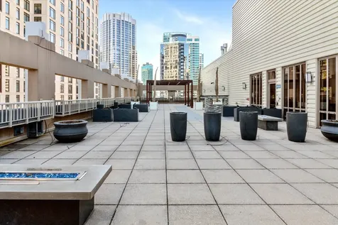 530 North Lake Shore Drive Chicago IL 60611