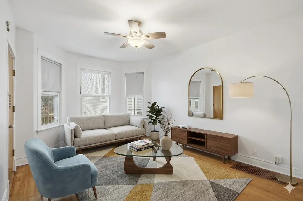 4340 North Drake Avenue N Chicago IL 60618
