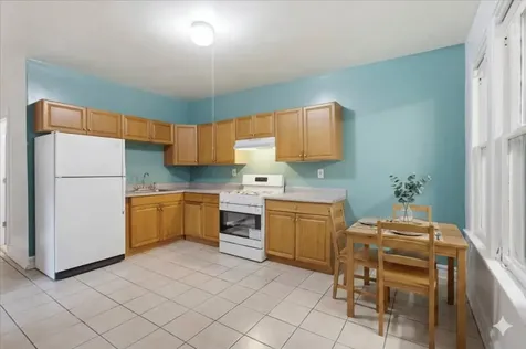4340 North Drake Avenue N Chicago IL 60618