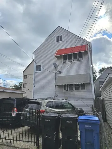 4340 North Drake Avenue N Chicago IL 60618