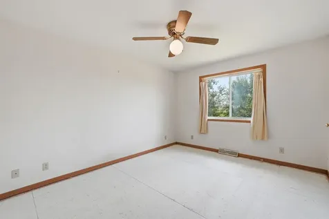 2961 West 2000s Road Kankakee IL 60901