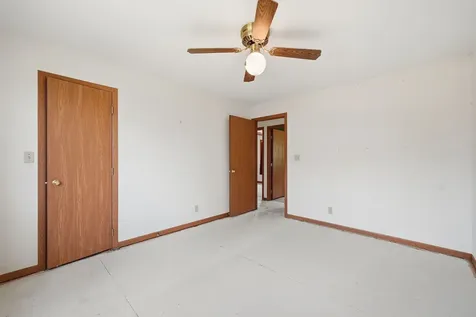 2961 West 2000s Road Kankakee IL 60901