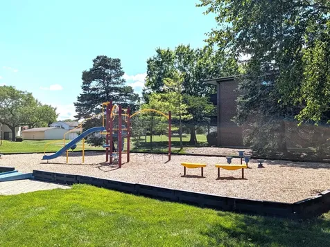 7 Crestview Lane Vernon Hills IL 60061