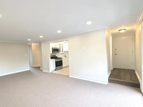 7 Crestview Lane Vernon Hills IL 60061