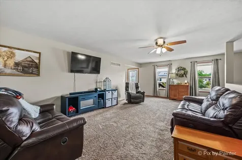 8358 Crooked Bend Road Machesney Park IL 61115