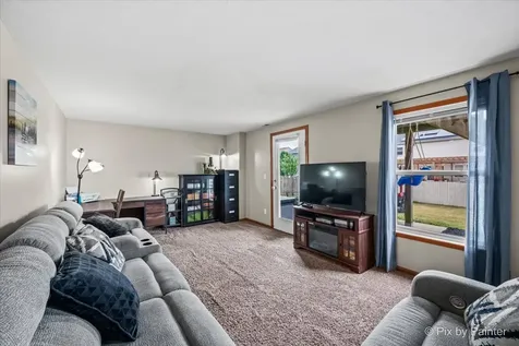 8358 Crooked Bend Road Machesney Park IL 61115