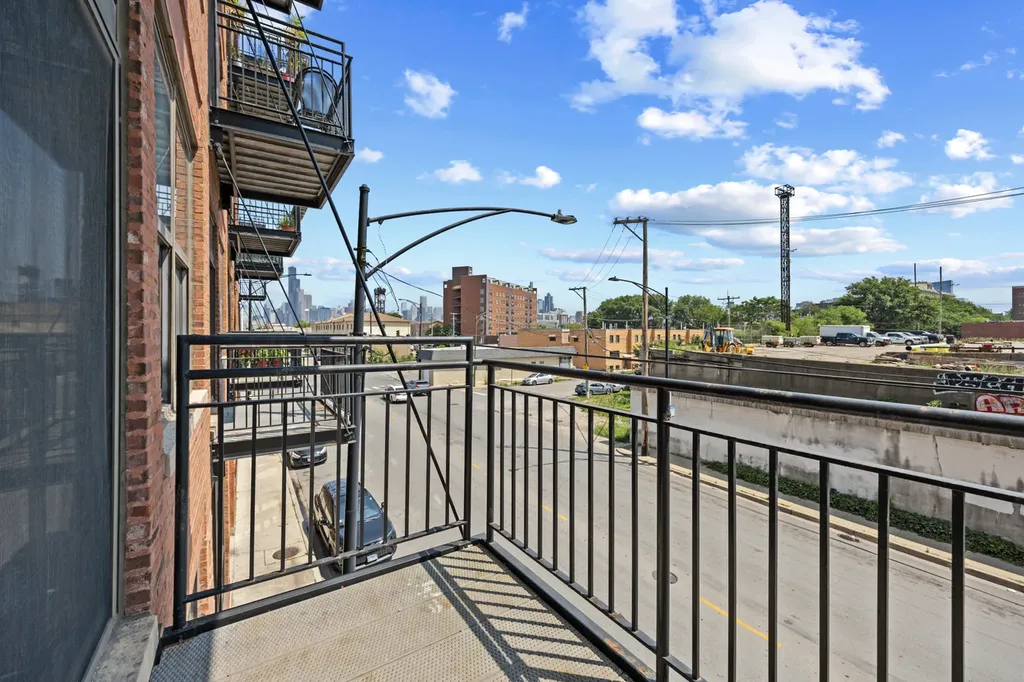 2310 South Canal Street Chicago IL 60616