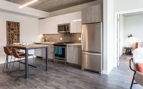 1743 North Leavitt Street Chicago IL 60647