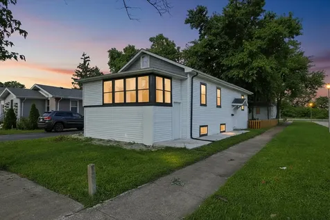 1808 South 22nd Avenue Maywood IL 60153