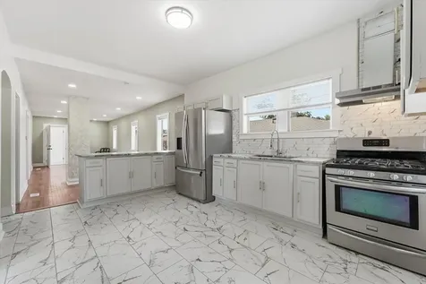 1808 South 22nd Avenue Maywood IL 60153
