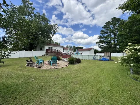 204 West Parrish Avenue Benton IL 62812