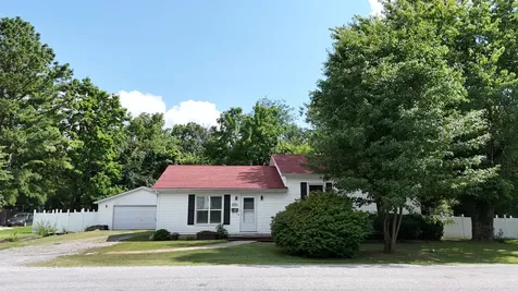 204 West Parrish Avenue Benton IL 62812