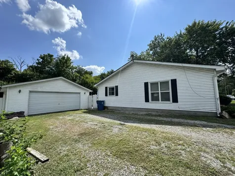 204 West Parrish Avenue Benton IL 62812