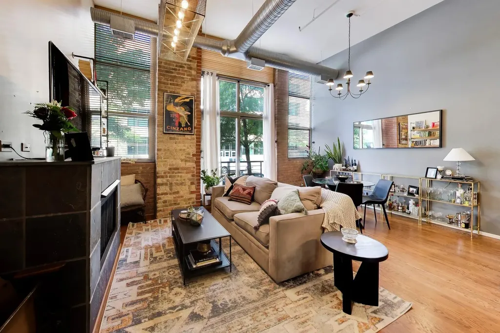 417 South Jefferson Street Chicago IL 60607