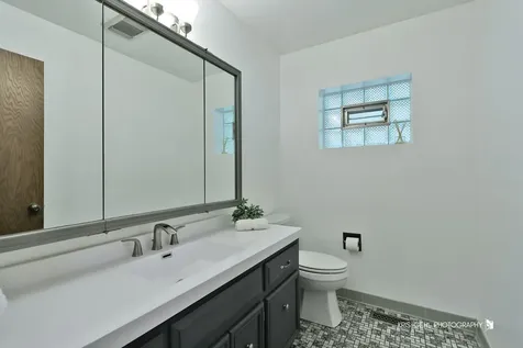 14826 Ridgewood Drive Oak Forest IL 60452