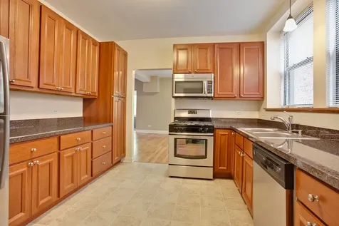 5419 South Hyde Park Boulevard Chicago IL 60615