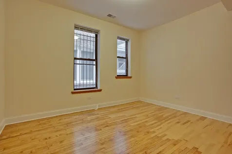 5419 South Hyde Park Boulevard Chicago IL 60615