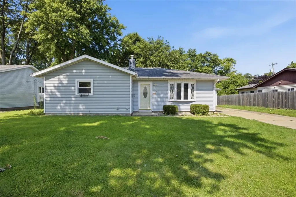 1329 Chippewa Drive Ottawa IL 61350