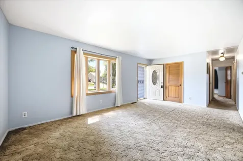 1329 Chippewa Drive Ottawa IL 61350