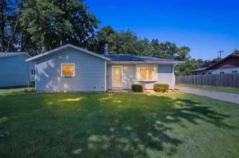 1329 Chippewa Drive Ottawa IL 61350