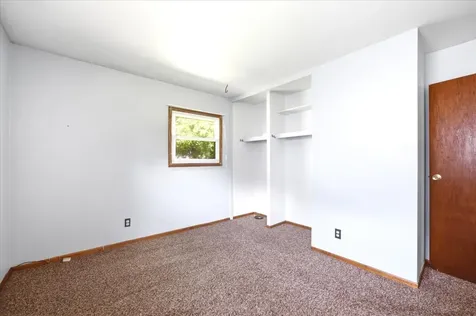 1329 Chippewa Drive Ottawa IL 61350