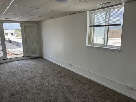 702 East Northwest Highway E Arlington Heights IL 60004