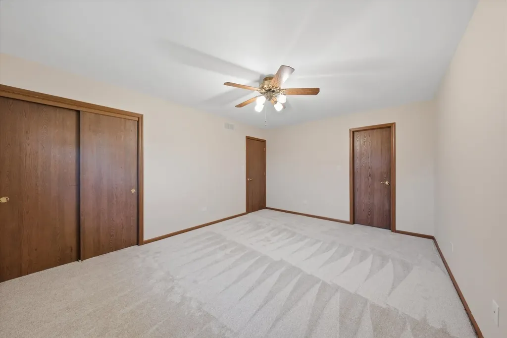10S221 Suffield Drive Downers Grove IL 60516