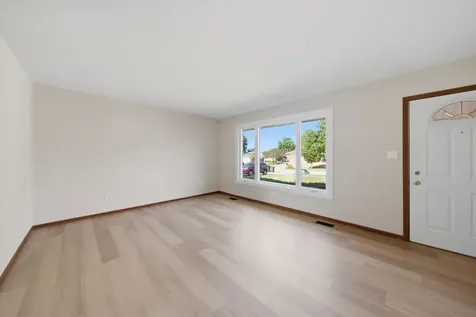 10S221 Suffield Drive Downers Grove IL 60516