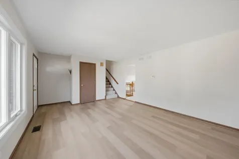 10S221 Suffield Drive Downers Grove IL 60516