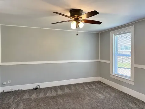 326 Railroad Street Woodstock IL 60098