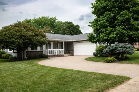402 Kilmer Street Ashton IL 61006