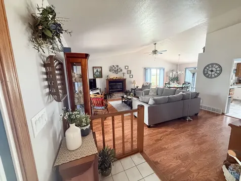 402 Kilmer Street Ashton IL 61006