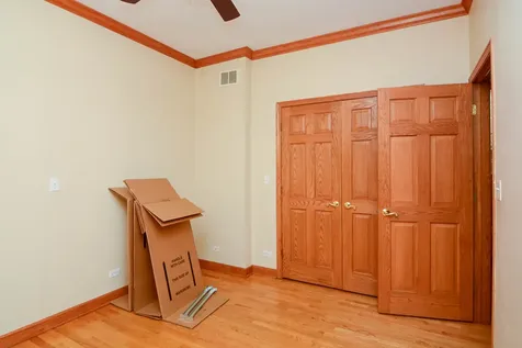 1720 West Augusta Avenue Chicago IL 60622