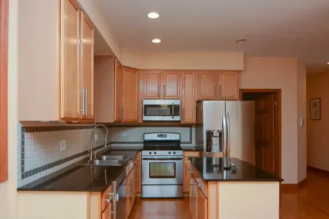 1720 West Augusta Avenue Chicago IL 60622