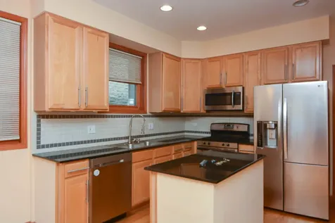 1720 West Augusta Avenue Chicago IL 60622