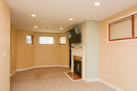 1720 West Augusta Avenue Chicago IL 60622
